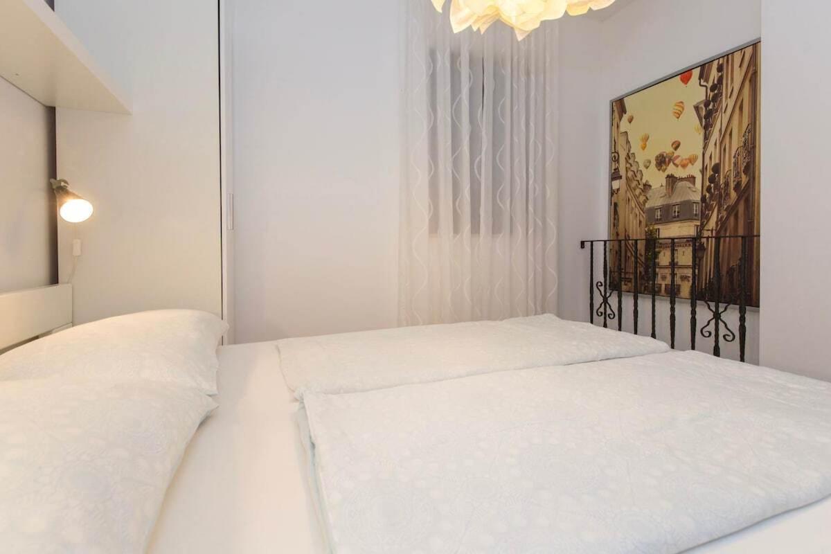 Istria Sea Side Apartment 210 & 209 Лабин Стая снимка