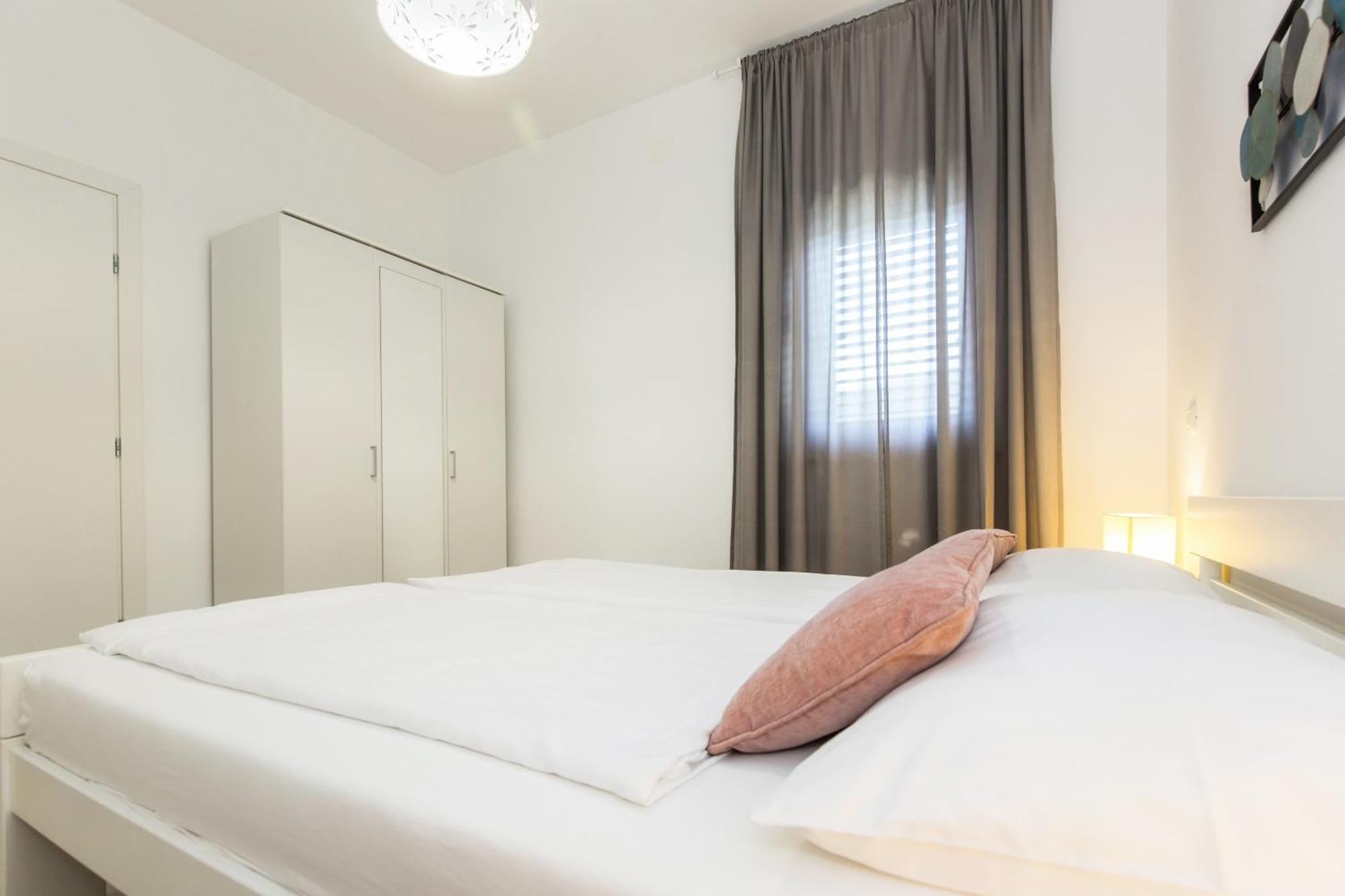 Istria Sea Side Apartment 210 & 209 Лабин Екстериор снимка