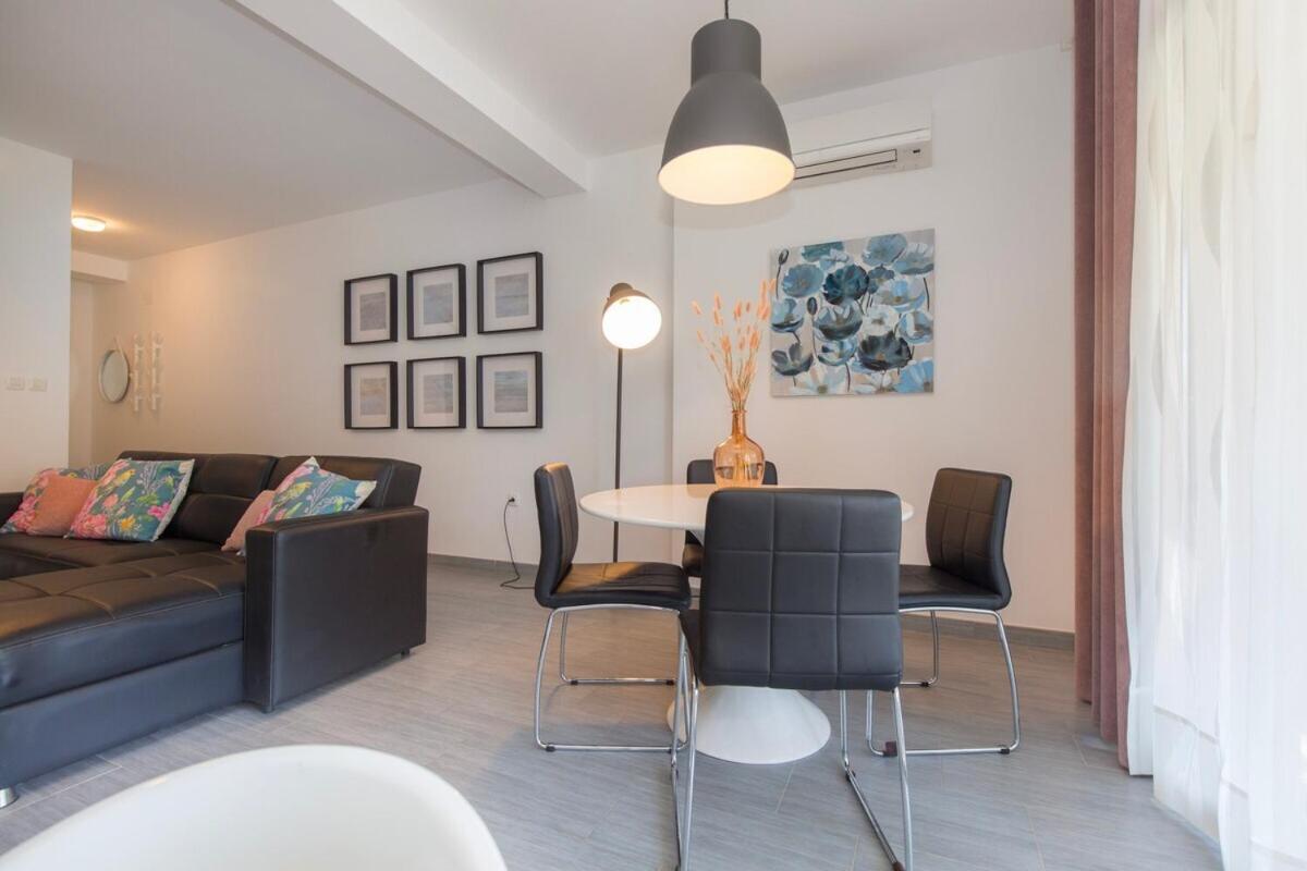 Istria Sea Side Apartment 210 & 209 Лабин Стая снимка
