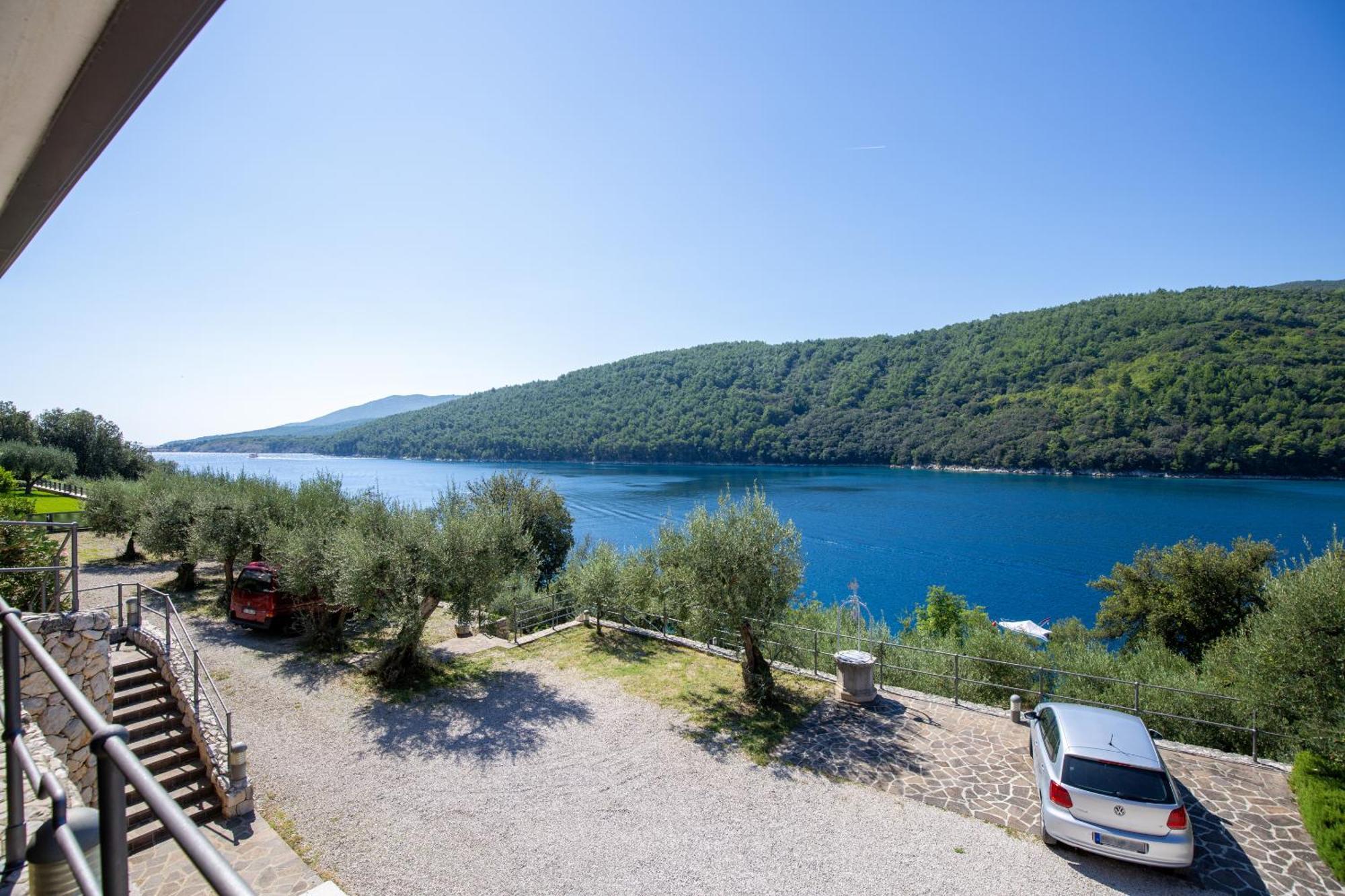 Istria Sea Side Apartment 210 & 209 Лабин Екстериор снимка