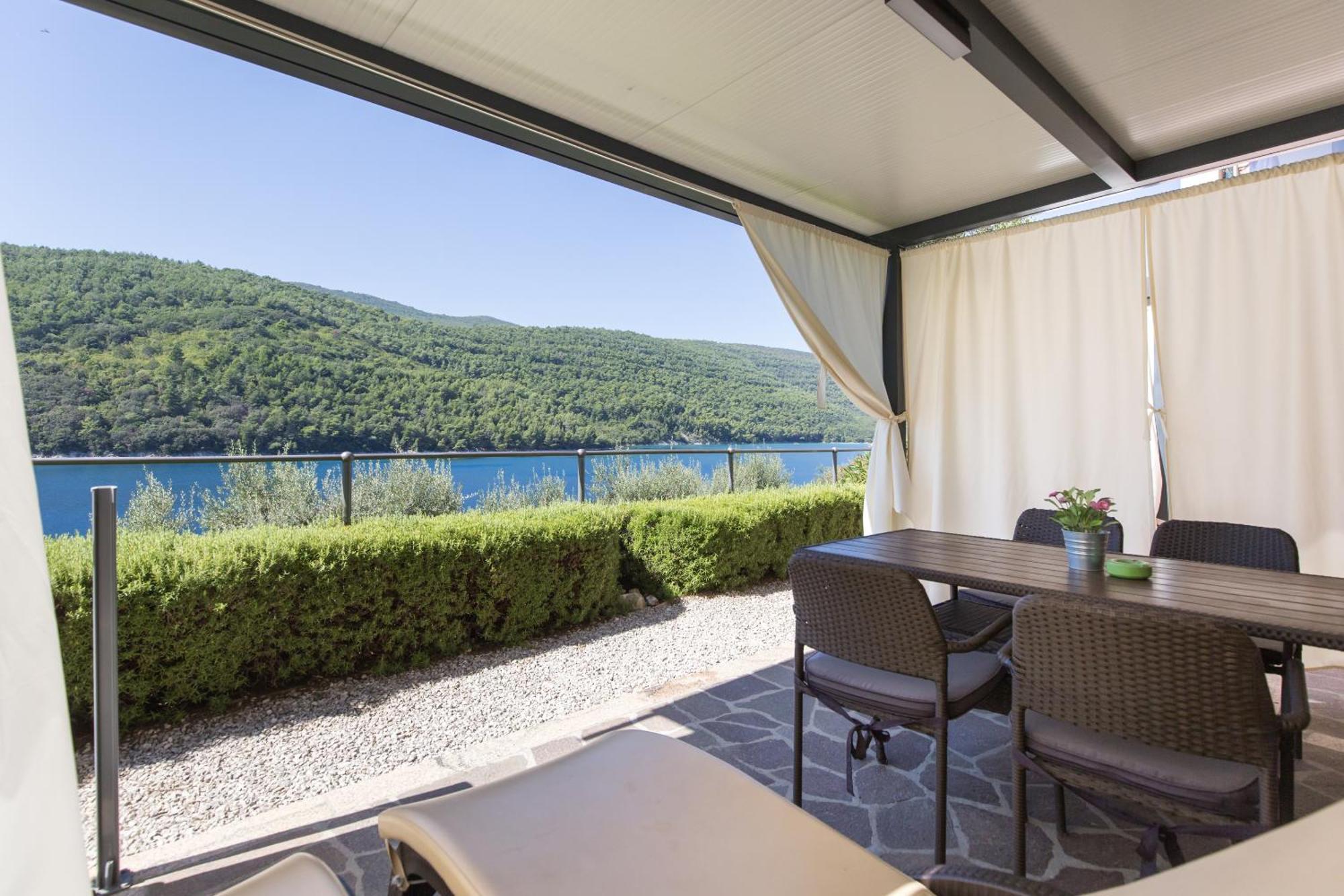 Istria Sea Side Apartment 210 & 209 Лабин Екстериор снимка